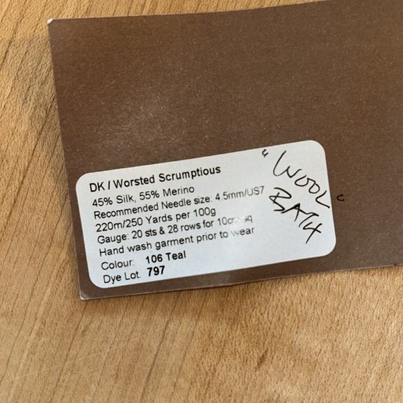 Fyberspates Scrumptious DK/Worsted Yarn - Picture 3 of 3